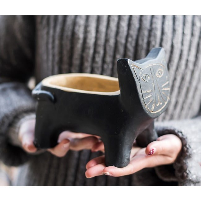 Cat Shape Small Planter in Concrete - Cheeky Garden