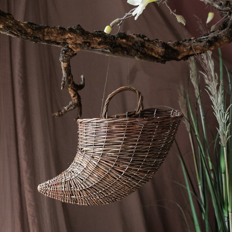 Horn Shape Willow Hanging Basket Planter - Cheeky Garden
