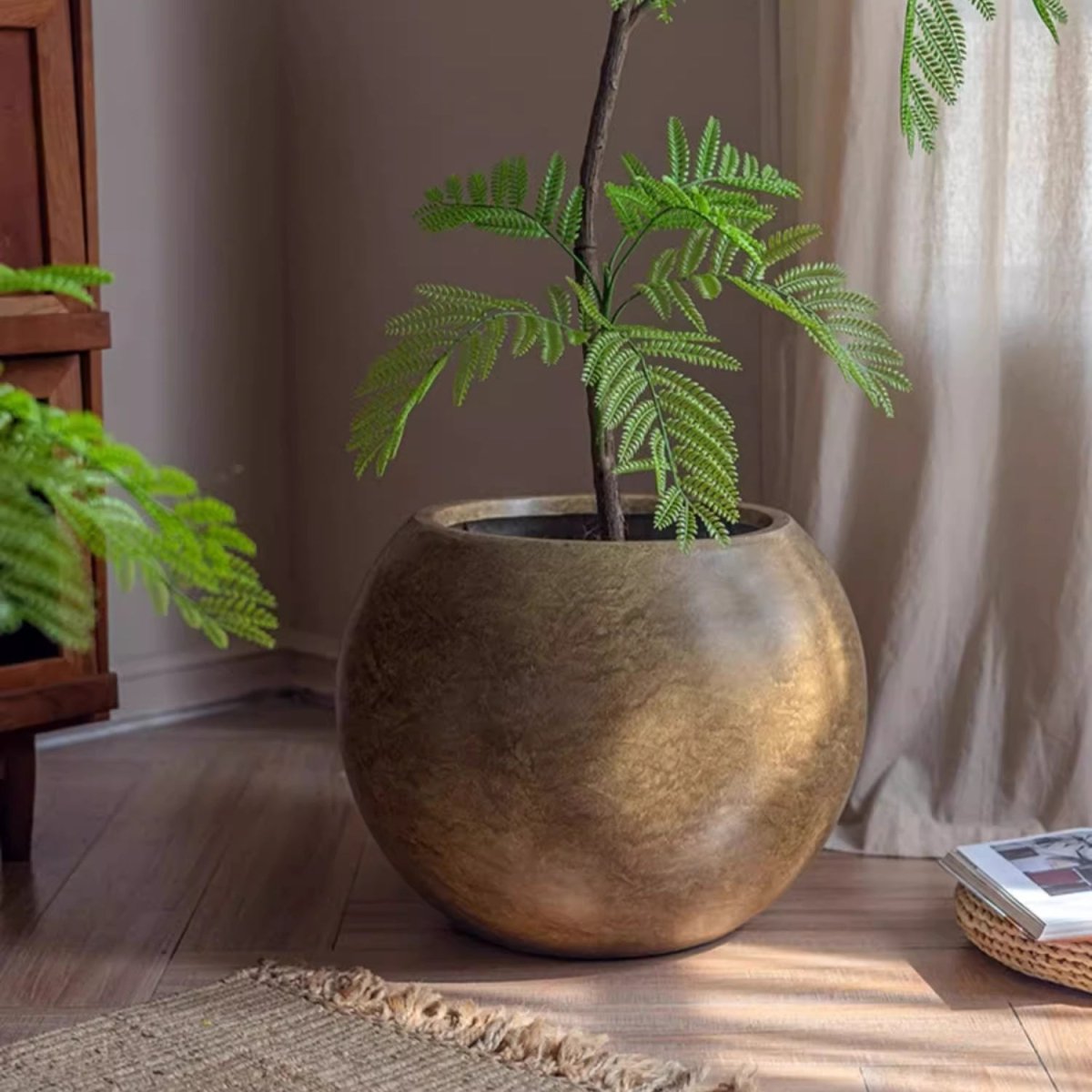 Round Magnesium Clay Planter - Cheeky Garden