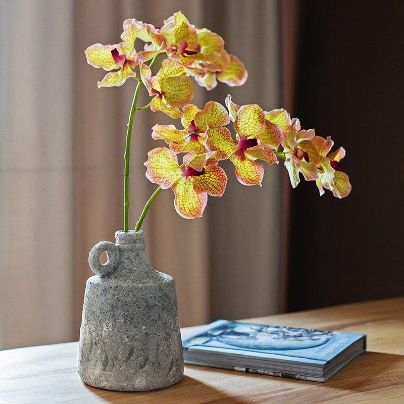 Small Opening Rough Textured Dried Flower Vase - Cheeky Garden