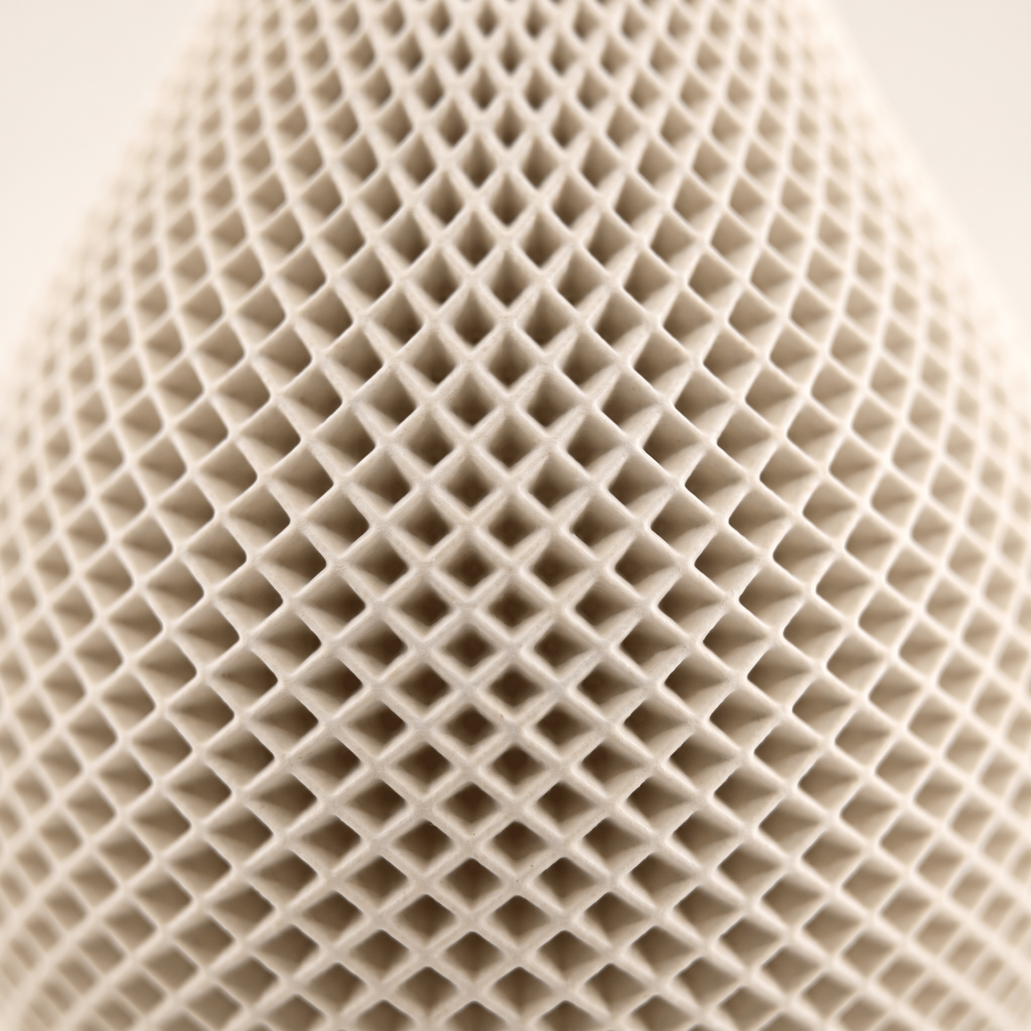 Teardrop Honeycomb Vase – Gypsum White 5" - Cheeky Garden