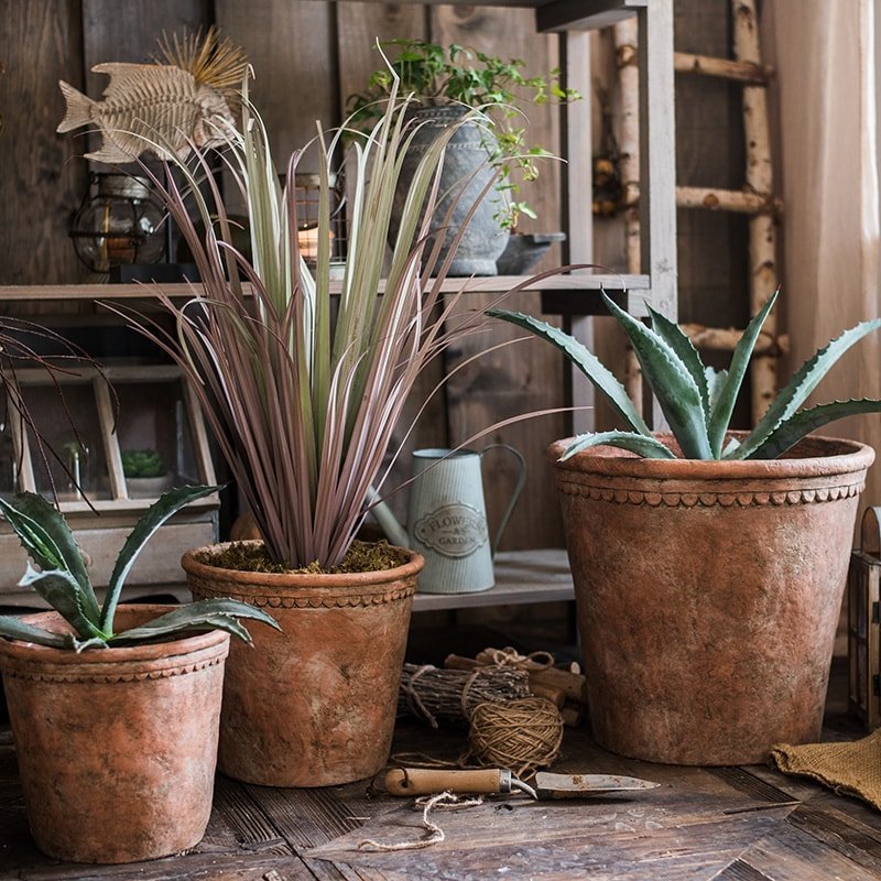 Terracotta Red Concrete Planter Pot - Cheeky Garden