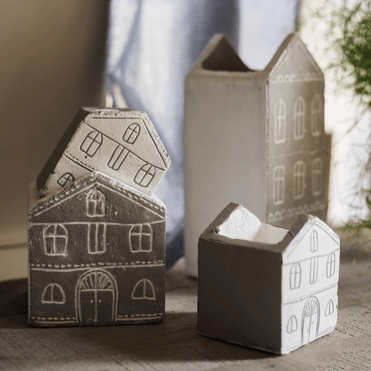 TinyHome Clay Planters - Cheeky Garden