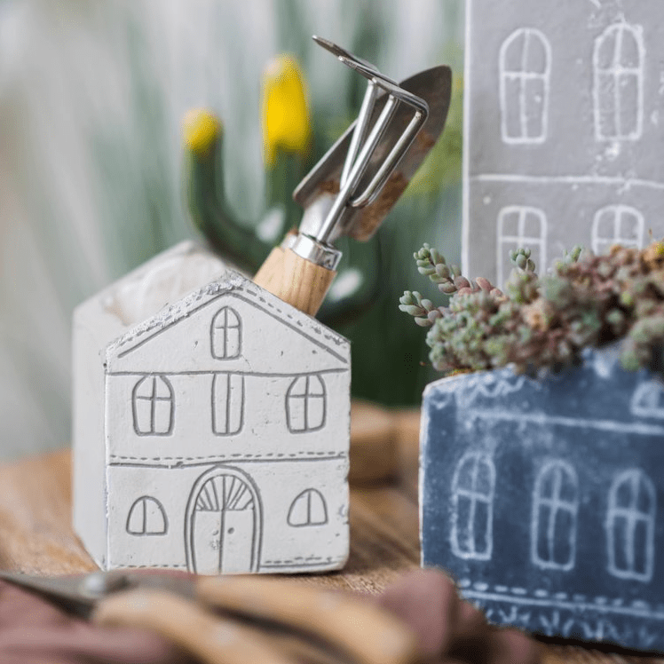 TinyHome Clay Planters - Cheeky Garden