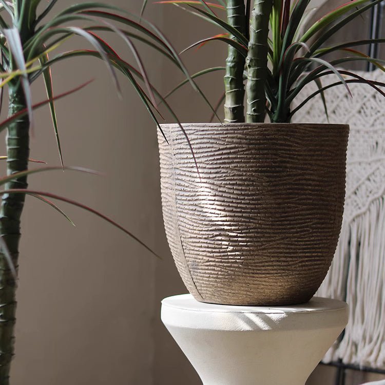 Vintage-Style Outdoor Planter - Cheeky Garden